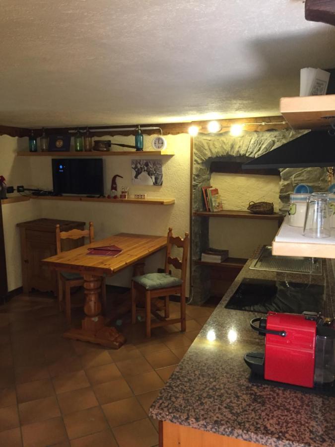 La Maison Du Pont Mont Blanc La Salle Dış mekan fotoğraf